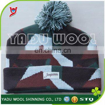 Custom knit winter beanie hats with top ball / knitting camouflage pattern hat