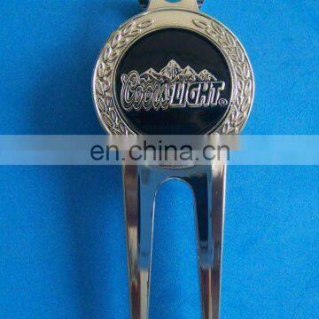 golf divot tool