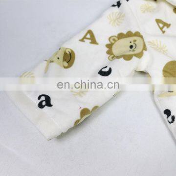 Фаус (Faus) шубный детский халат с капюшоном из белого плюша-шерпа. Халат для детей и младенцев в виде животного. Возраст 0 - 18 мес. photo-3