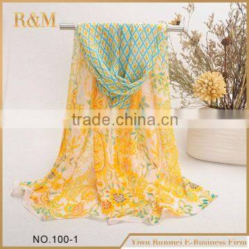 Best Selling Custom Design Geometric Printed Silk Scarf Wholesale Price photo-3