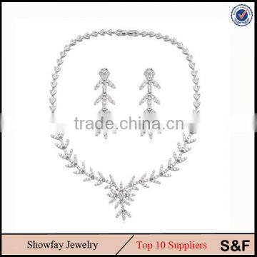 Dubai 18k Gold Jewellery Wholesale Charm Women Jewelry Cheap Jewelry Set For Wedding