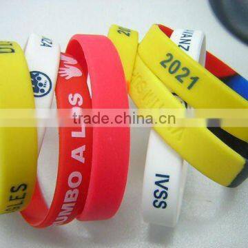 costom silicone/soft pvc wristband/ bracelet