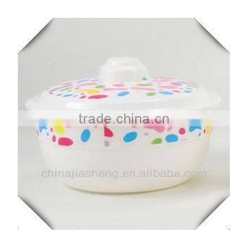 Plastic bowl with lid