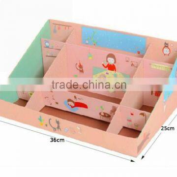 Cardboard display boxes with paper dividers