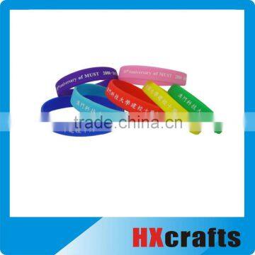 2015 Bulk cheap silicone wristbands /personalized silicone bracelet / rubber bracelet