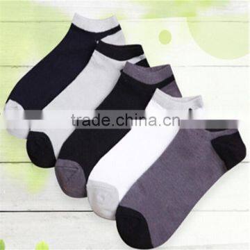 Custom Solid Color Mens Gift Box Short Ankle Socks,Black,white and Grey Color Mens Socks Wholesale