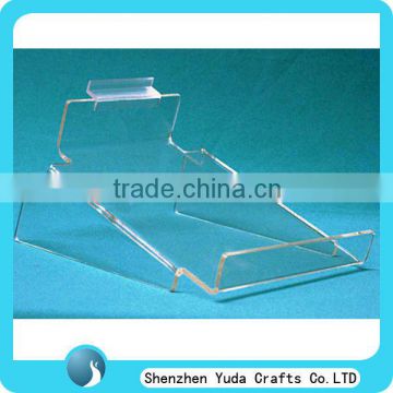 transparent slatwall acrylic plexiglass braced shelves with lip