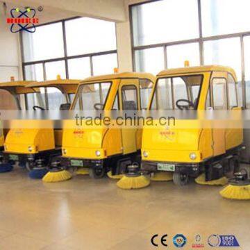 Versatile electric small street sweeper used for indoor and outdoor cleaning