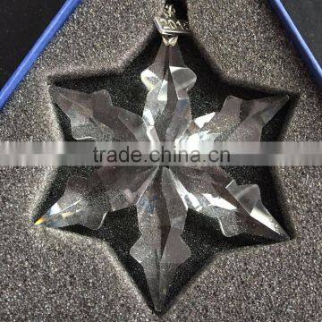 Patent design crystal snowflake ornaments