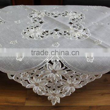 Christmas Tablecloths for your family Decoration