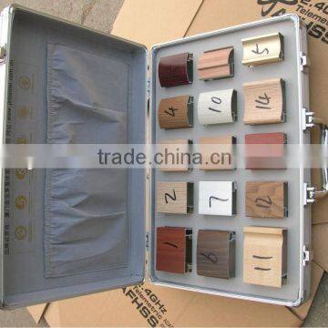 sell well sample display case with lock and key