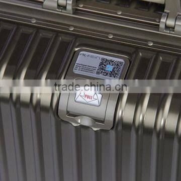 Guangzhou Pro Aluminum Pilot Aluminum Hard Trolley Suit Case With GPS Detachable Wheels photo-5