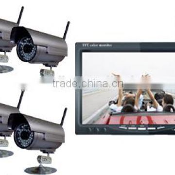 RV-7001WS Digital Wireless Car Rearview parking System with Quad Monitor Ideal for Reversing, home office monitoring