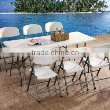 CLUB FOLDING TABLE