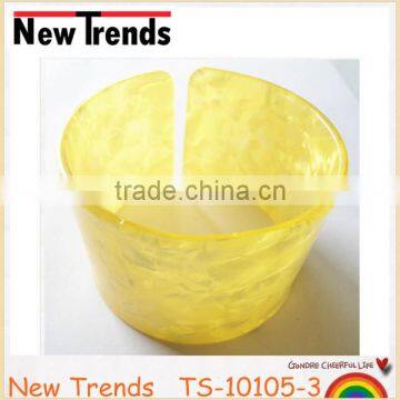 Yellow Color Fashion Bracelet, Acrylic Bracelet, Resin Bracelet