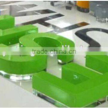 Alphabet E Beautiful Small Crystal Letter Sign for Indoor Outdoor Decoration