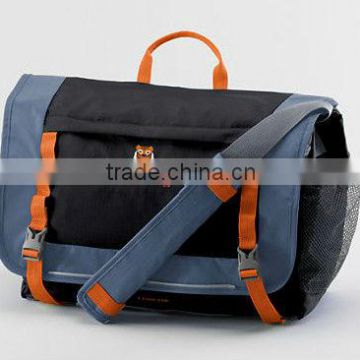 Nylon school messenger bag