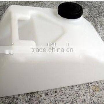 Rotomolding machine manufacturing Urea tank