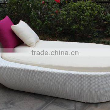 Rattan furniture wicker luxuary chaise lounger sun lounger backyard use furntiure