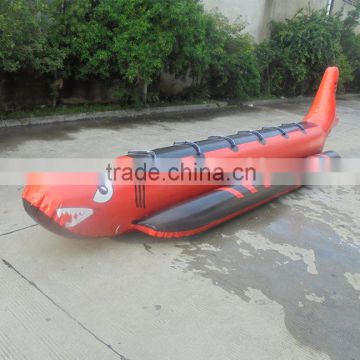 Red shark banana boat for 6 persons 0.9mm inflatable banana boats whalesale