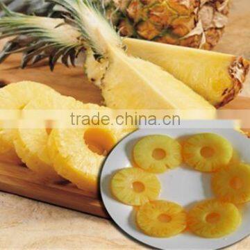Canned Pineapple with sweet flavor