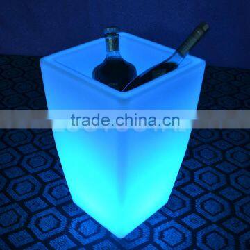 20'' Waterproof Rechargeable RGBW Multi Color LED Light up bar ice bucket with Remote LTT-SF05