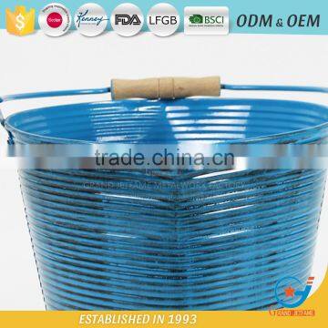 Garden Iron and Zinc Powder Coated Floral Display Buckets Metal Flower Bucket photo-5
