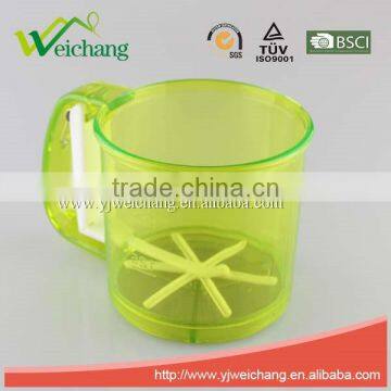 WCJ531 New Design Fashion Colorful Cake Baking Tools Colorful Plastic Commercial Flour Sifter photo-3