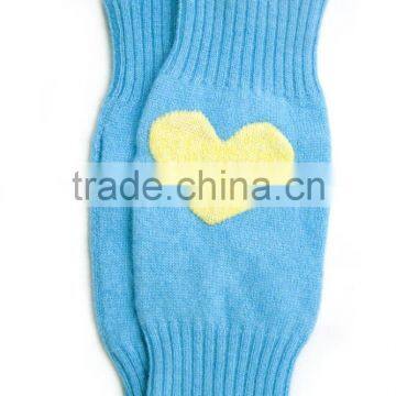 wholesale cashmere heart intarsia knit mittens for girls