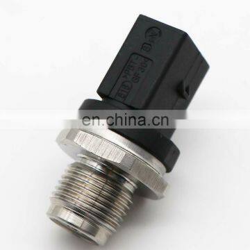 Fuel Rail Pressure Sensor for Mercedes OEM 0061536528 0281002842 0041536728 004 153 67 28 68032066AA