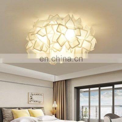 2022 New Design Slice Shape White Romantic Nordic Minimalist Iron Children's Room Pendant Lamp photo-5