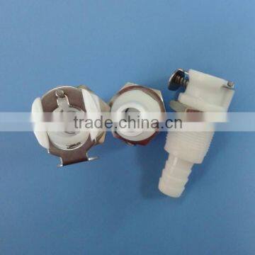 3/8" POM/EPDM Plastic disconnector BL1606PH female