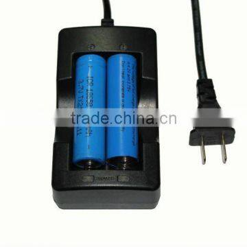 the charger with flashlight for 18650 US plug dual charger with line