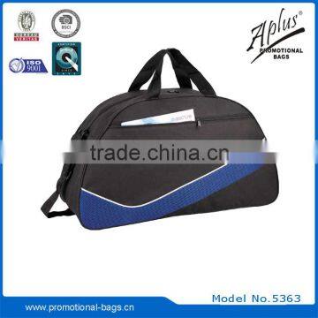 600D polyester shoulder strap sports duffel bag