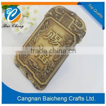 Ancient antique brass factory custom zinc alloy badges