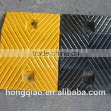 50cm long yellow and black rubber speed hump