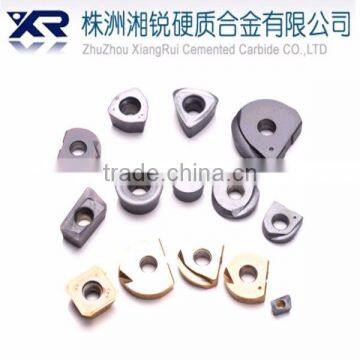 cemented carbide cutting insert