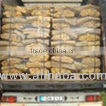 firewood in net bags and on pallet crates 1/1/1.10 ;1/1/1.90 ;1/1/2.15
