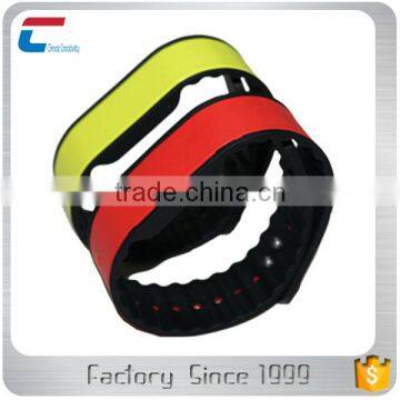 2017 new uhf wristbands EPC writable uhf long range wristband