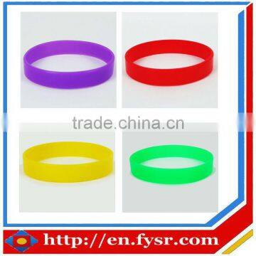 Glow in the dark silicone wristband