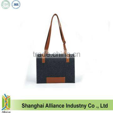 Wool Felt Custom Made Felt Case Sleeve Cover Bag With Strap for Macbook (TM-FT014)
