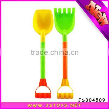 plastic spade