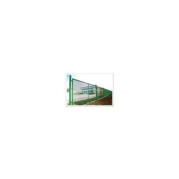 wire mesh fence