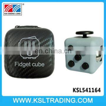 Chenghai wholesale hand game toys finger anti-stress cube