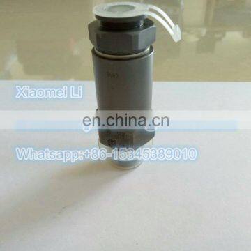 New Fuel Rail Pressure Limiter/ Pressure Relief Valve F00R000775 1110010035 4899831 BG5X-9F479-BA photo-6