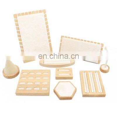 Hot-selling custom jewelry display stand wooden jewelry display set