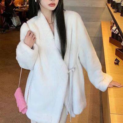 Winter new V-neck lace-up European mink fur eco-friendly fur coat, fashionable and young mink fur coat