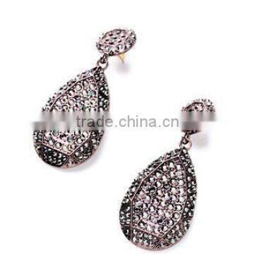 Black vintage crystal waterdrop pendant earrings