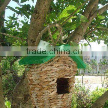 Roosting Nest Pocket With Wood Roof FSC Mix