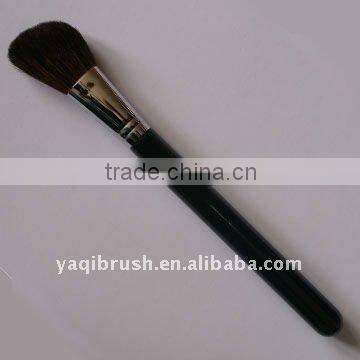 Angled powder brush with wooden handle & aluminum ferrule